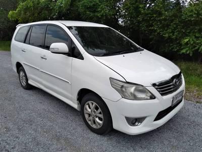 ขายรถ-toyota-innova-ขาว-ปี-2012